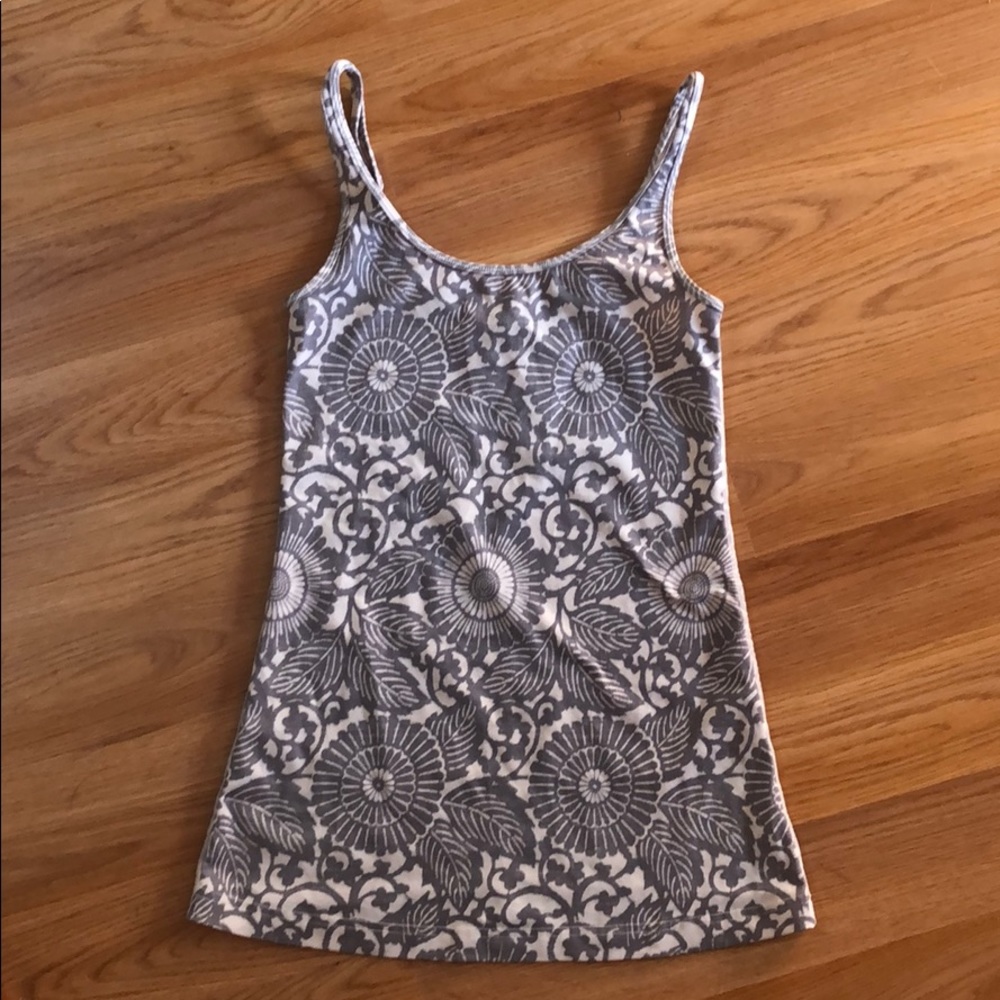 Lululemon Soze 6 tank top